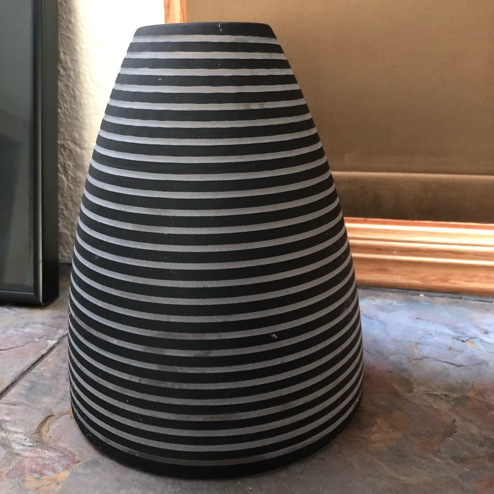 Glass vase